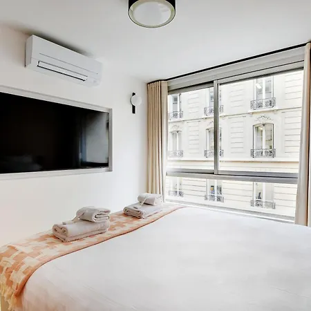 Pick A Flat'S Apartments In Tour Eiffel - Rue De L'Amiral Hamelin Paris Exterior photo